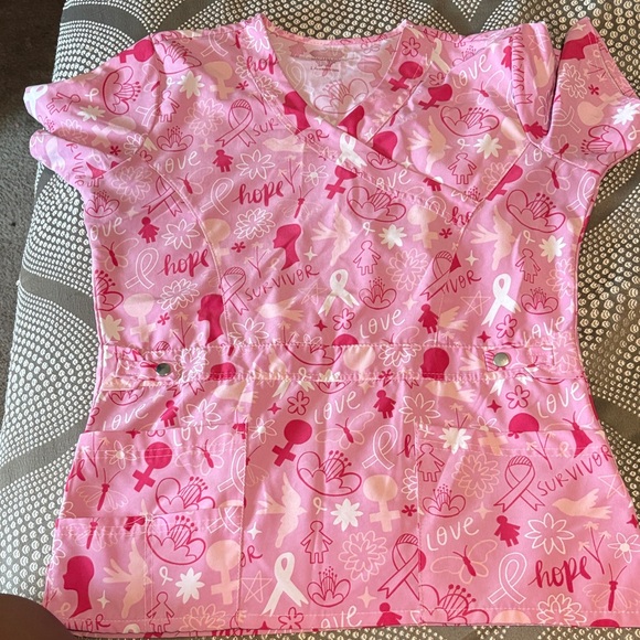 Colorful Patterned Scrub Tops - Picture 6 of 6